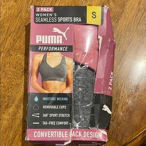 PUMA Women's Seamless Sports Bra - Black and Pink